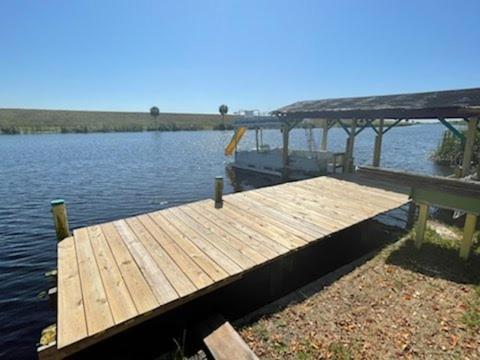 Rim Canal Cottage 'Yellow House' With Canal Views & Boat Dock Cottage 奥基乔比 外观 照片
